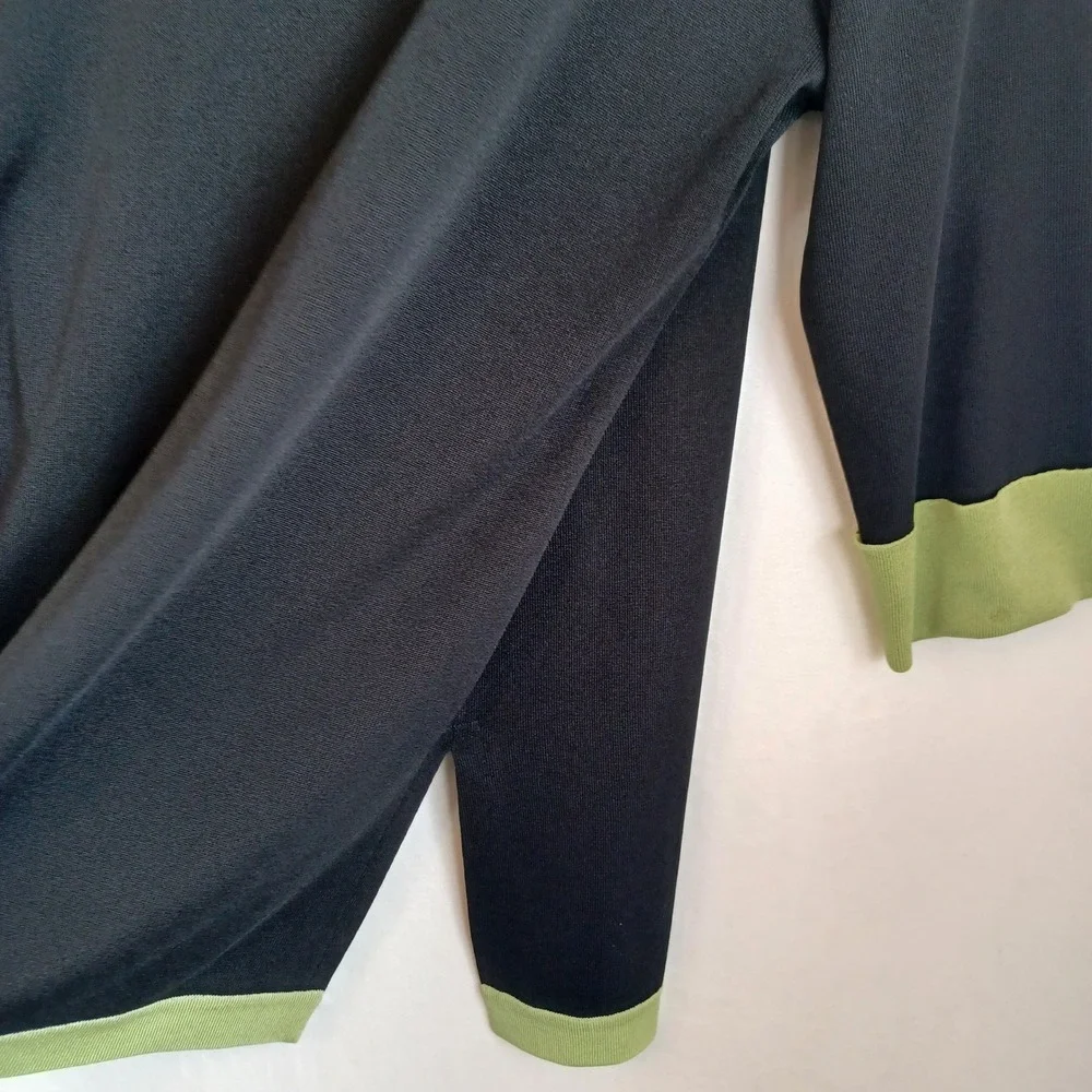Misook exclusively open
